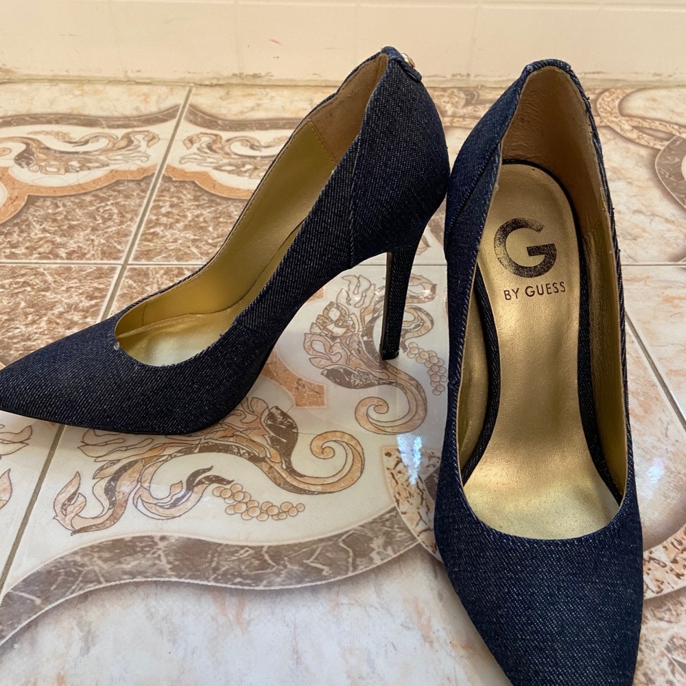Stilettos - Picture 3 of 5